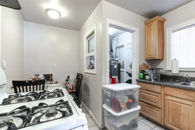 $720,000 | 1216 North St Andrews Place, Los Angeles, CA 90038