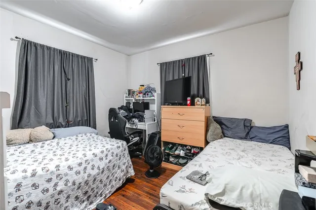 $720,000 | 1216 North St Andrews Place, Los Angeles, CA 90038