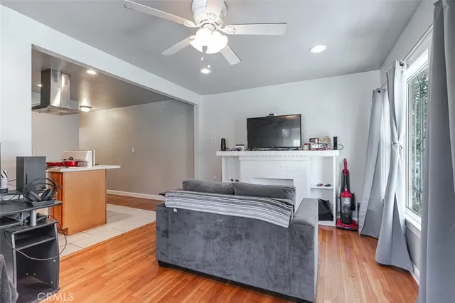 $720,000 | 1216 North St Andrews Place, Los Angeles, CA 90038