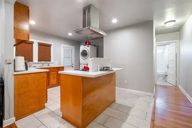 $720,000 | 1216 North St Andrews Place, Los Angeles, CA 90038