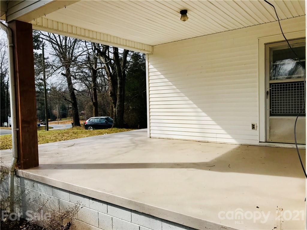 250 Tryon Road Rutherfordton, NC 28139 - Photo 9 of 38