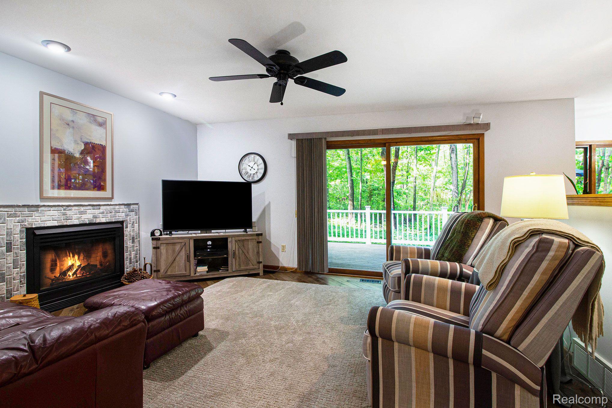 11102 Whispering Ridge Trail Fenton, MI 48430 - Photo 7 of 23 Gallery Image 7