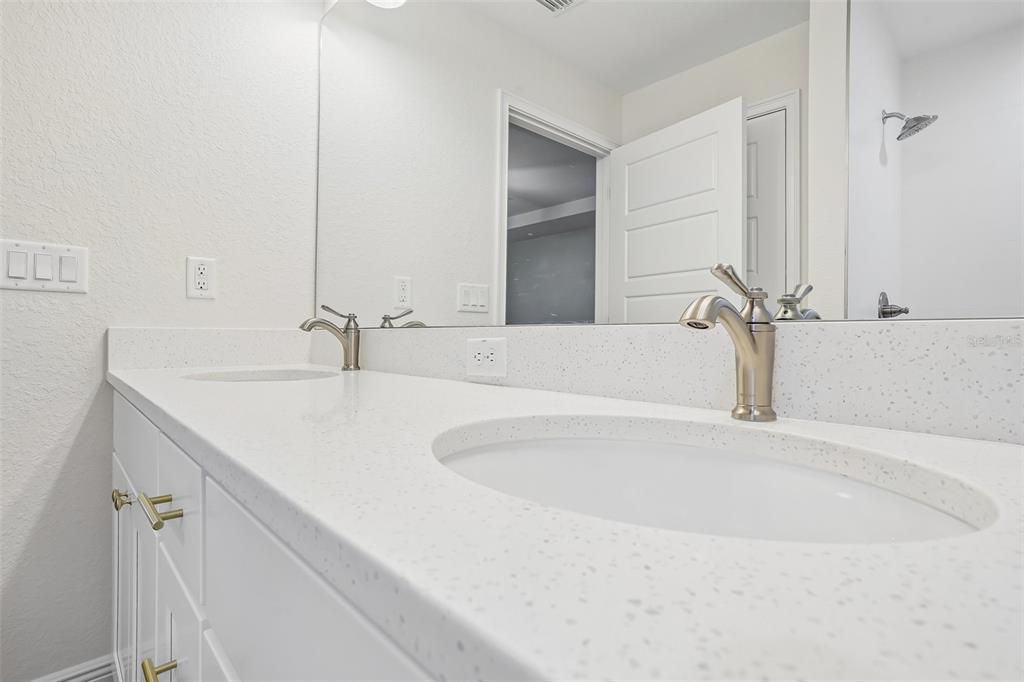 15103 Southwest 61st Court Road Ocala, FL 34473 - Photo 25 of 48 Gallery Image 25