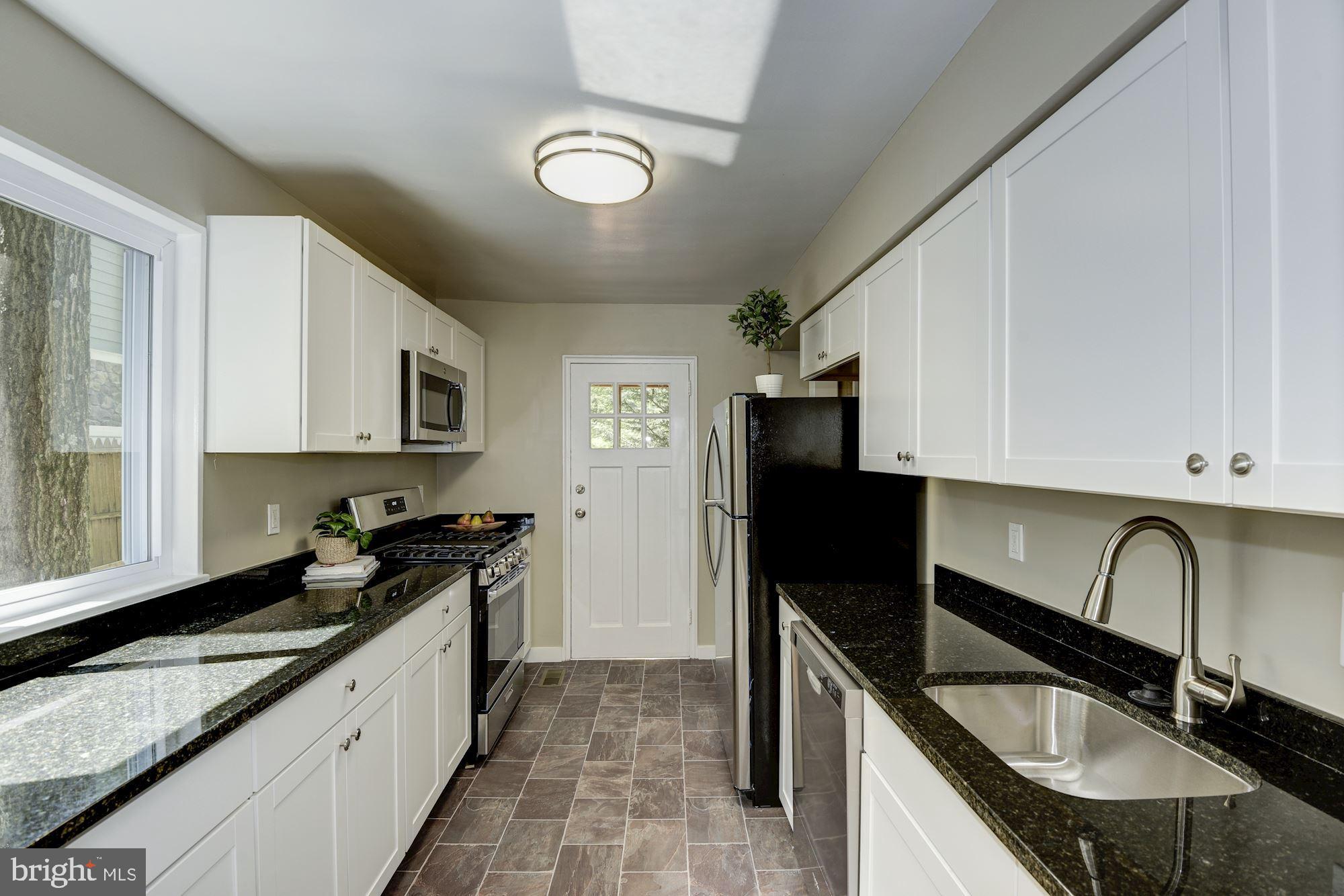 12 Devon Road Silver Spring, MD 20910 - Photo 10 of 24