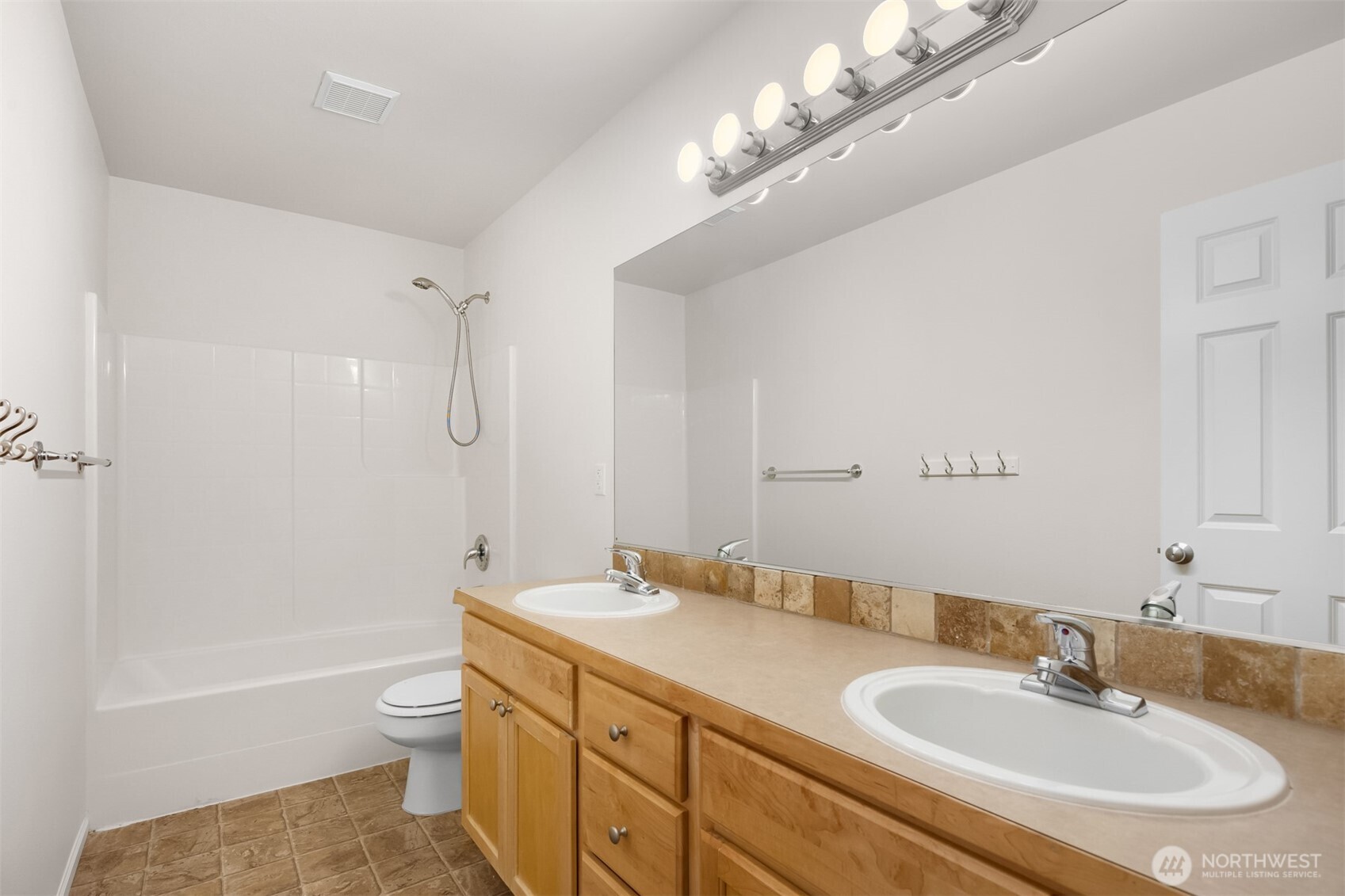 3512 Wells Avenue South Renton, WA 98055 - Photo 19 of 38 Gallery Image 19