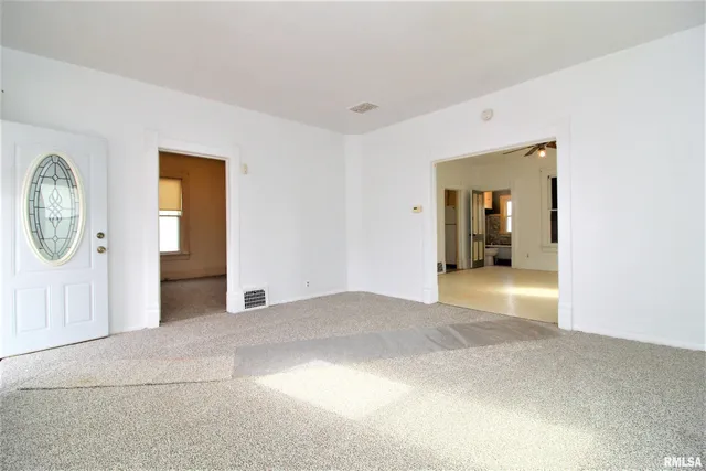 $79,500 | 214 Anna Street, East Peoria, IL 61611