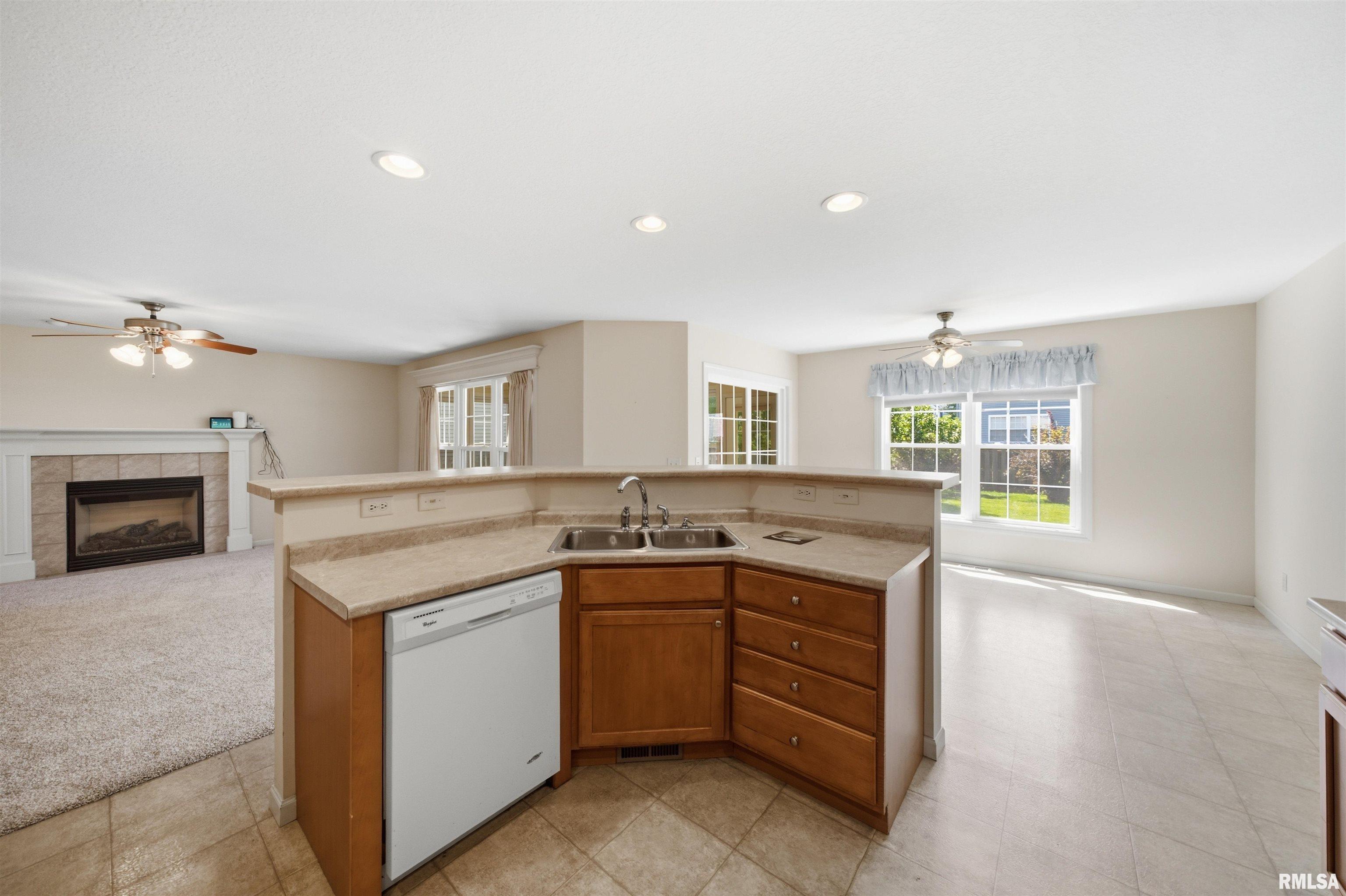 2931 East Raab Road Normal, IL 61761 - Photo 20 of 47
