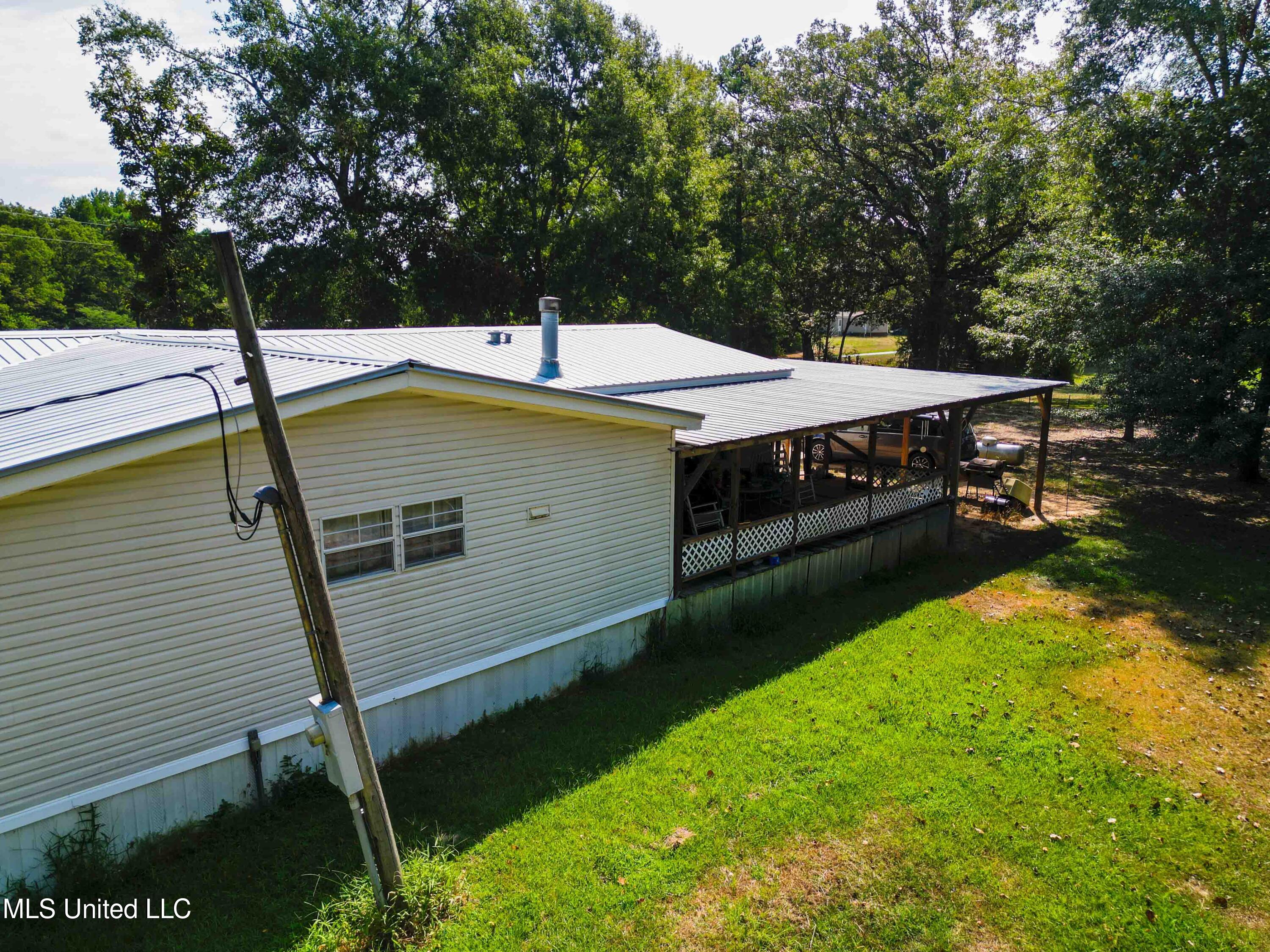 345 James Berry Road Mount Olive, MS 39119 - Photo 4 of 28 345_JamesBerryRd_Magee-28