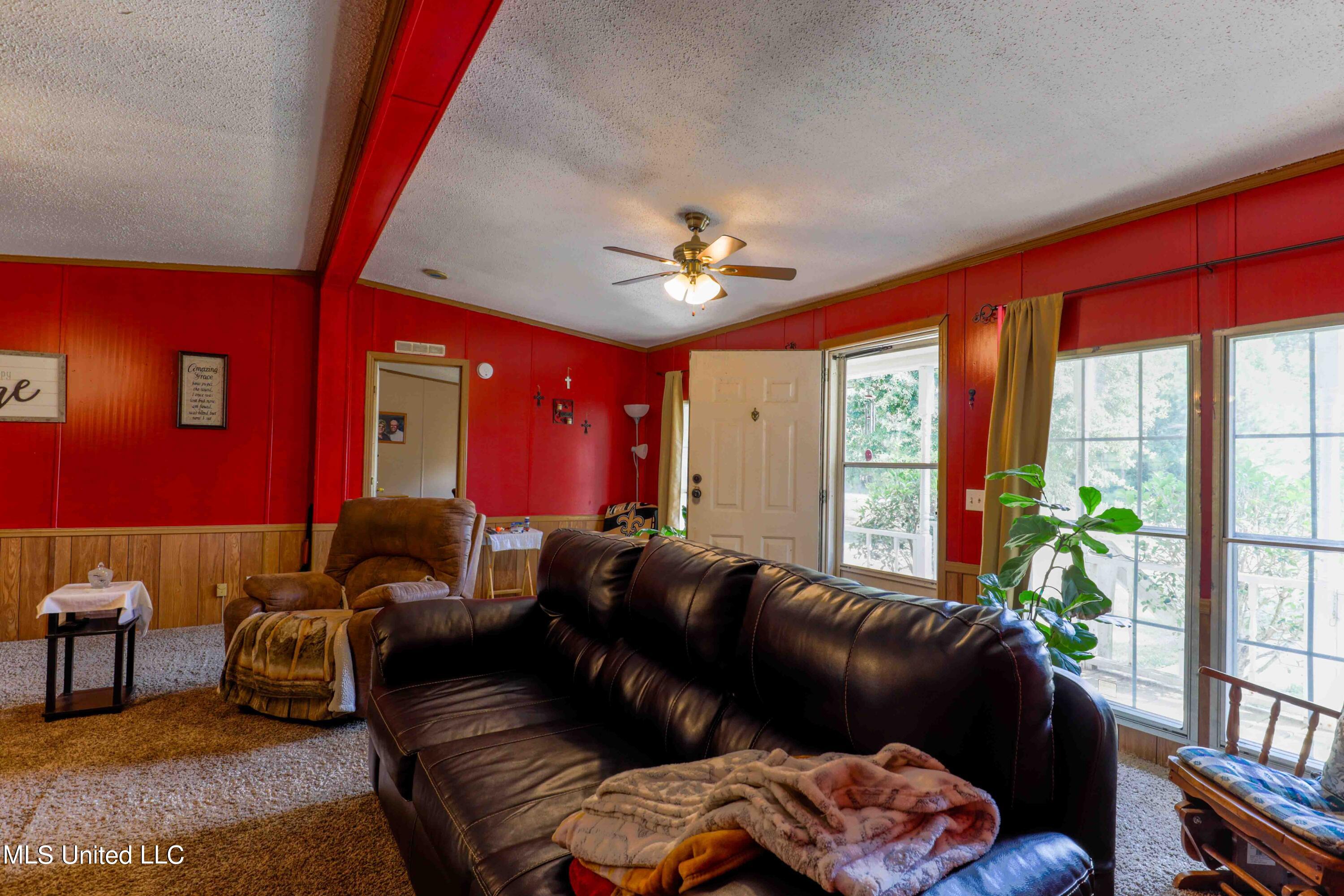 345 James Berry Road Mount Olive, MS 39119 - Photo 9 of 28 345_JamesBerryRd_Magee-19