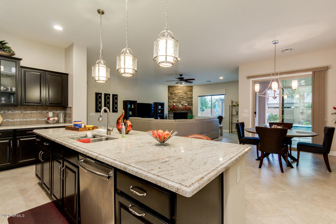 2896 East Warbler Road Gilbert, AZ 85297 - Photo 9 of 98 21-Warbler