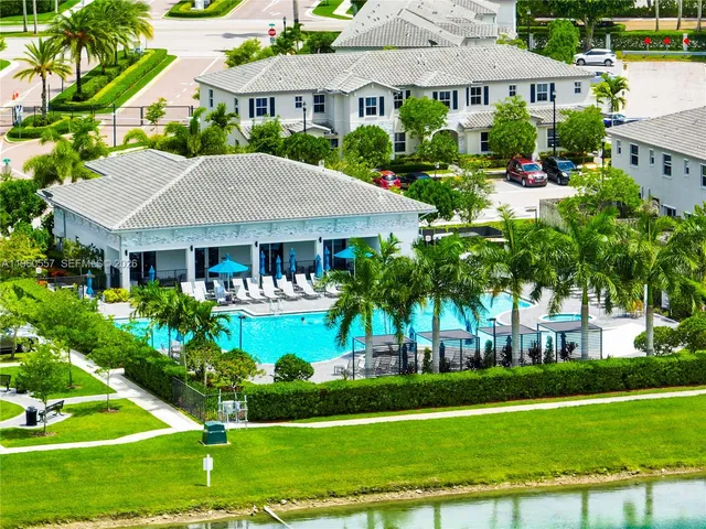 $299,900 | 1867 Southeast 26th Street, Homestead, FL 33035