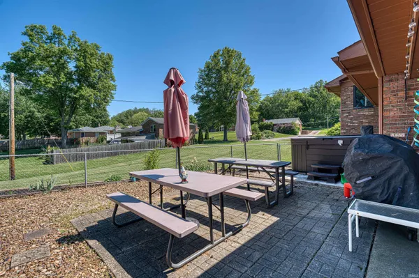 $350,000 | 10515 Olivia Street, Evansville, IN 47712