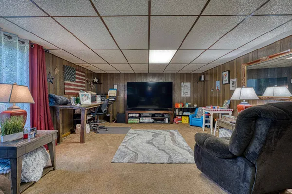 $350,000 | 10515 Olivia Street, Evansville, IN 47712