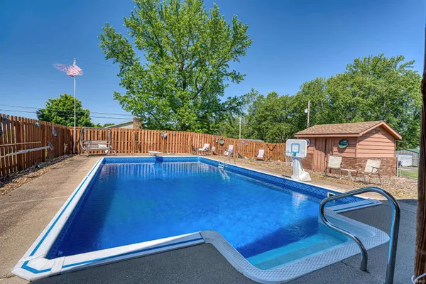 $350,000 | 10515 Olivia Street, Evansville, IN 47712