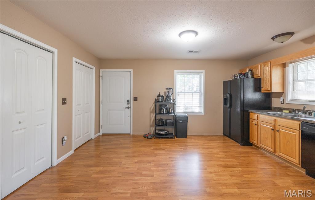 22197 Reliable Road Waynesville, MO 65583 - Photo 11 of 38