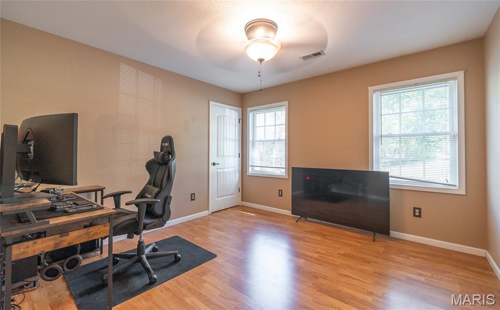 22197 Reliable Road Waynesville, MO 65583 - Photo 16 of 38