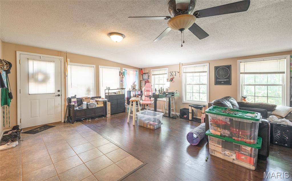 22197 Reliable Road Waynesville, MO 65583 - Photo 20 of 38