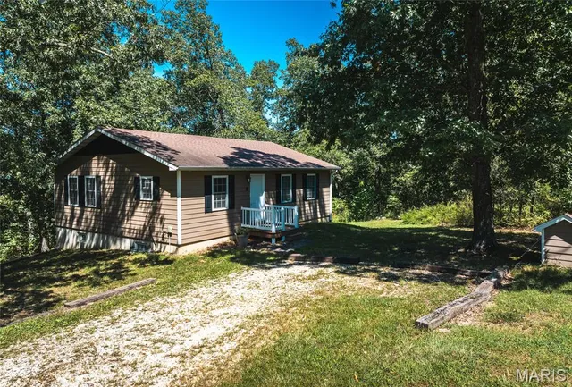 $295,000 | 22197 Reliable Road, Waynesville, MO 65583