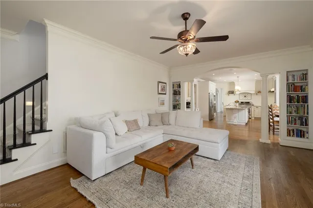 $925,000 | 7011 Mustang Court, Summerfield, NC 27358