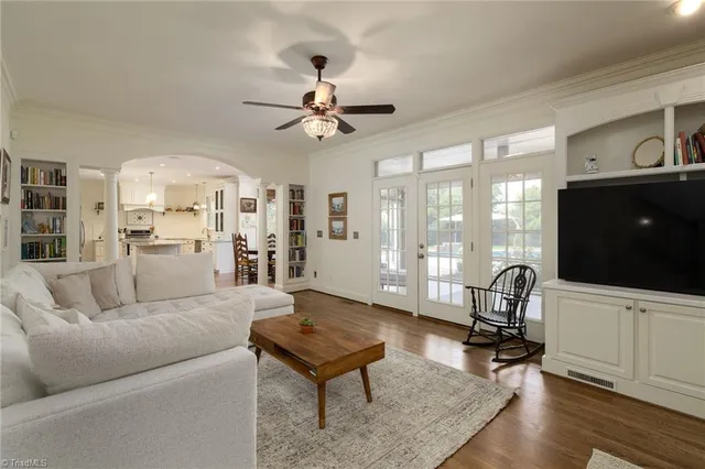 $925,000 | 7011 Mustang Court, Summerfield, NC 27358