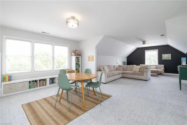 $925,000 | 7011 Mustang Court, Summerfield, NC 27358