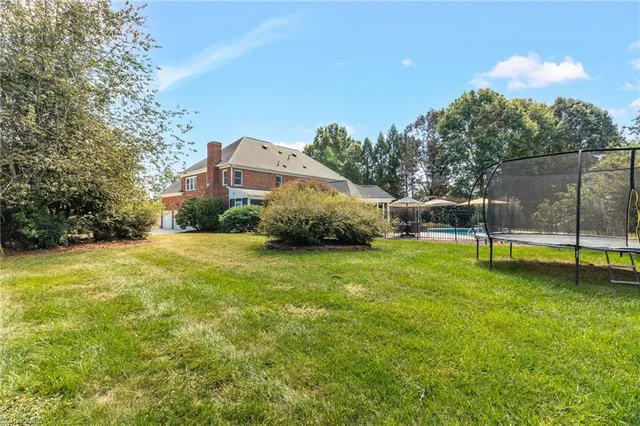 $925,000 | 7011 Mustang Court, Summerfield, NC 27358