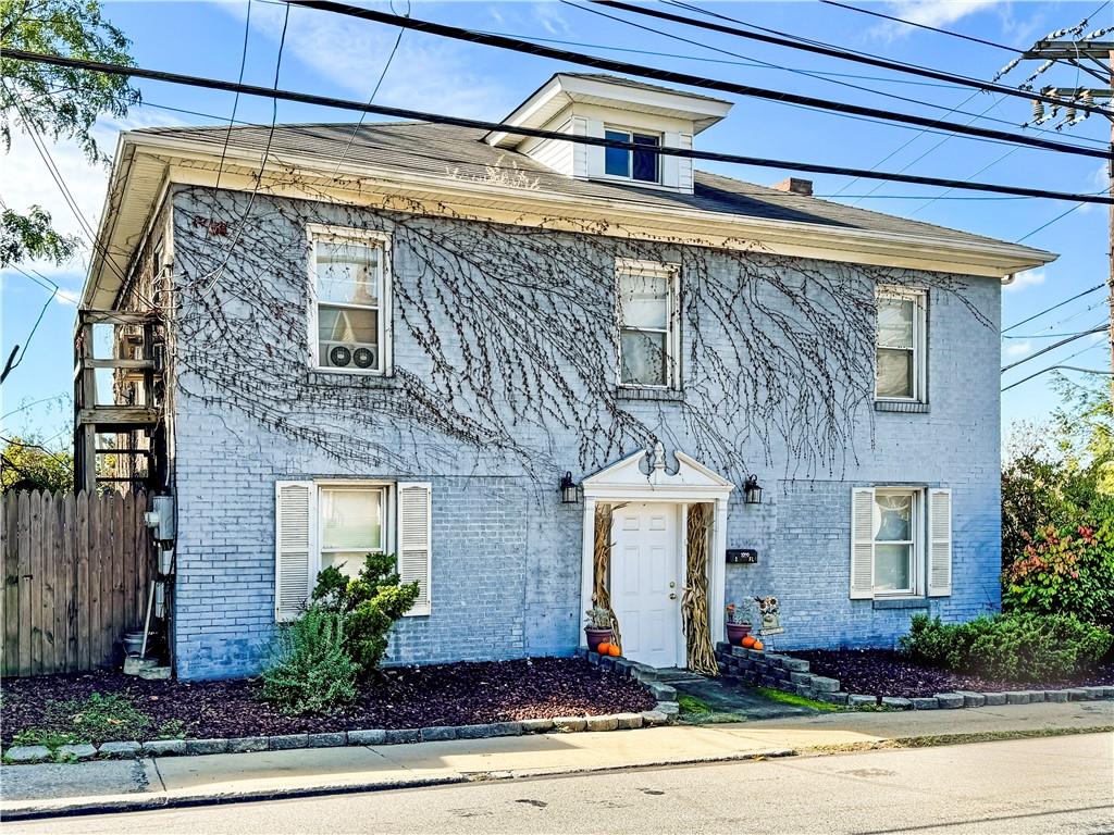 3200-3202 Willett Road Pittsburgh, PA 15227 - Photo 4 of 46 a front view of a house