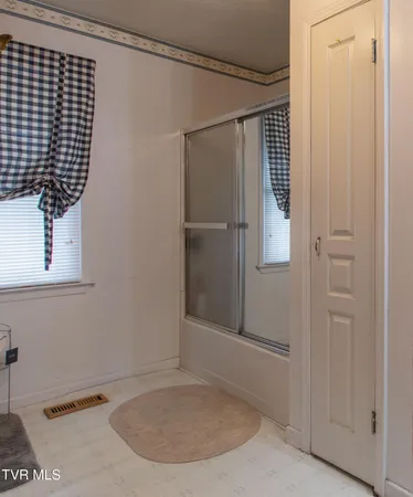 $139,900 | 152 Shaw Street, Lebanon, VA 24266