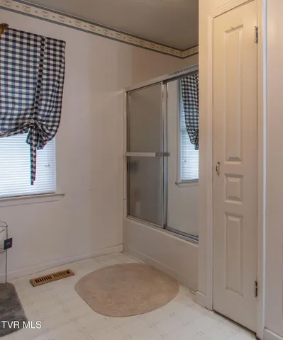 $144,500 | 152 Shaw Street, Lebanon, VA 24266