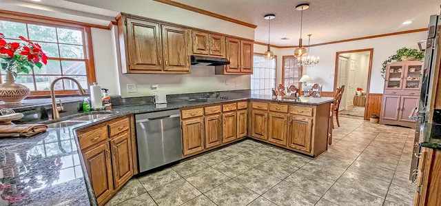 $419,930 | 8812 East Plantation Oaks Drive, Memphis, TN 38018