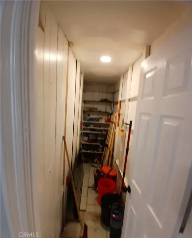 $185,000 | 250 South Linden Avenue, Rialto, CA 92376