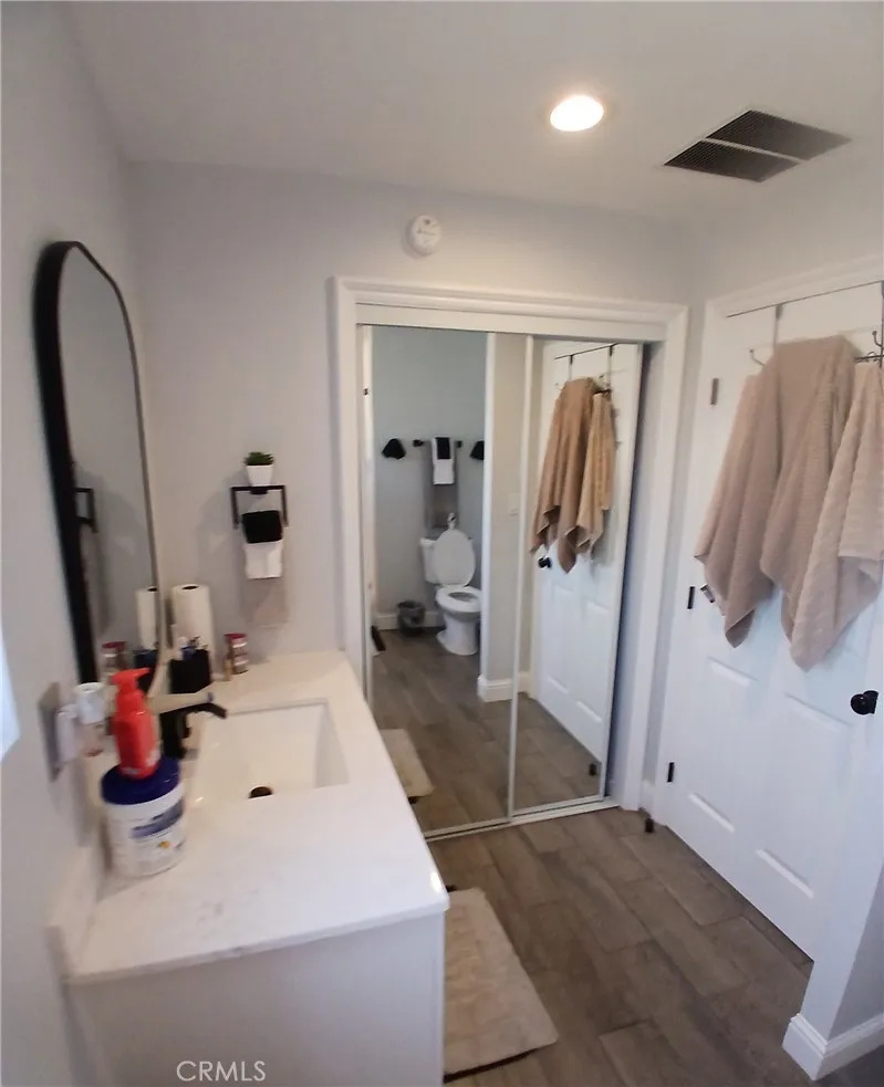 250 South Linden Avenue Rialto, CA 92376 - Photo 22 of 31