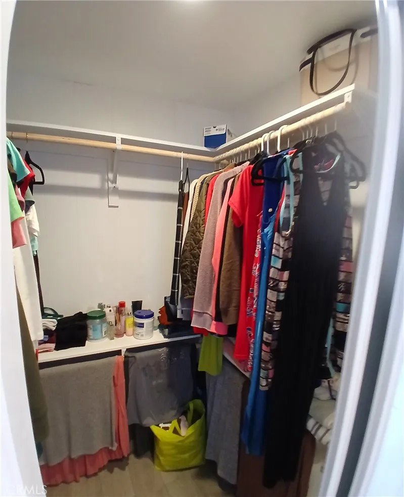 250 South Linden Avenue Rialto, CA 92376 - Photo 24 of 31