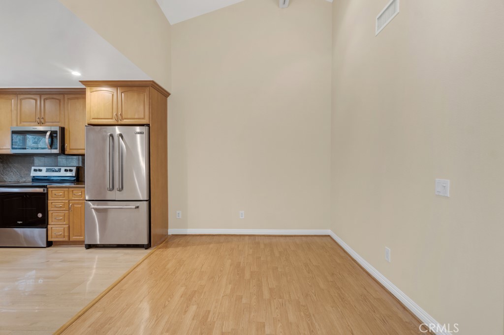 11435 Tampa Avenue, Unit 90 Porter Ranch, CA 91326 - Photo 14 of 54