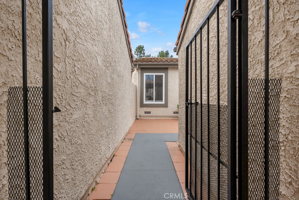 11435 Tampa Avenue, Unit 90 Porter Ranch, CA 91326 - Photo 3 of 54