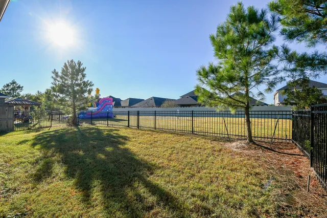 $335,000 | 16868 Pink Wintergreen Drive, Conroe, TX 77385