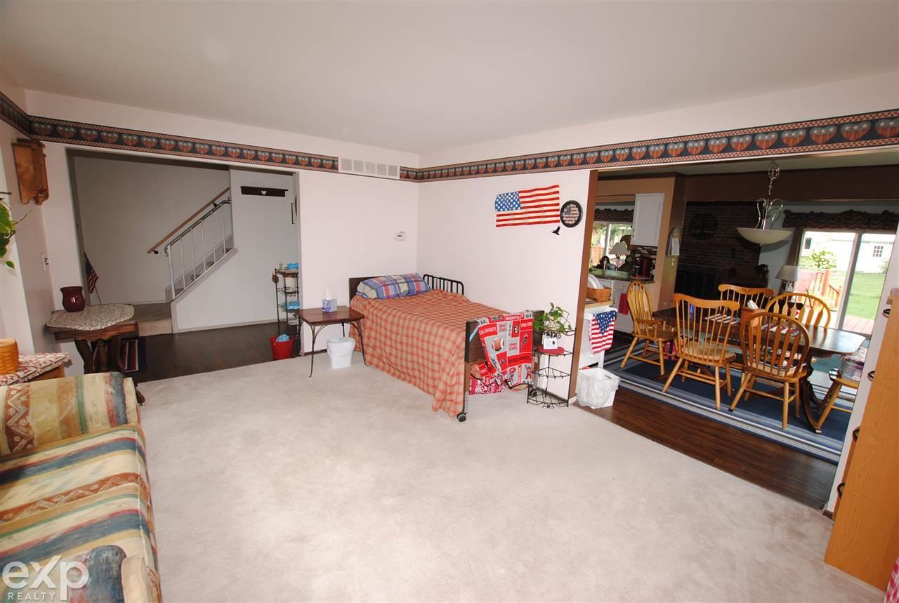 47314 Concord Road Macomb, MI 48044 - Photo 8 of 32
