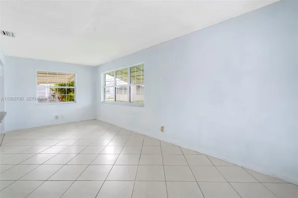 $2,900 | 1005 Southwest 18th Street, Boynton Beach, FL 33426