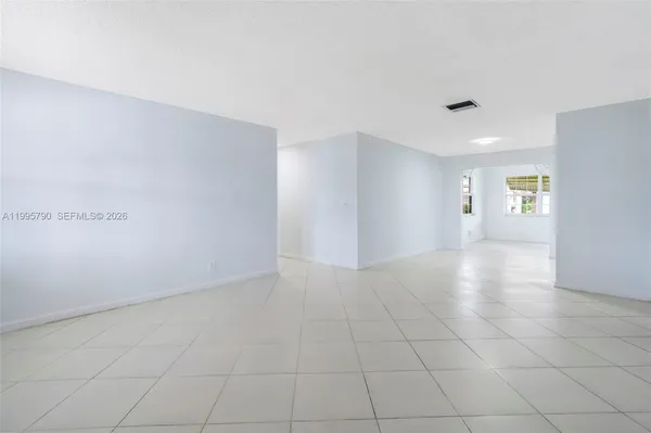 $2,900 | 1005 Southwest 18th Street, Boynton Beach, FL 33426