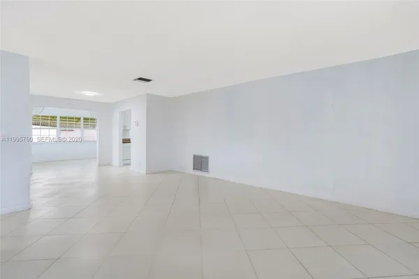 $2,900 | 1005 Southwest 18th Street, Boynton Beach, FL 33426