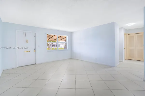 $2,900 | 1005 Southwest 18th Street, Boynton Beach, FL 33426