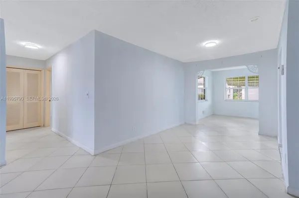 $2,900 | 1005 Southwest 18th Street, Boynton Beach, FL 33426