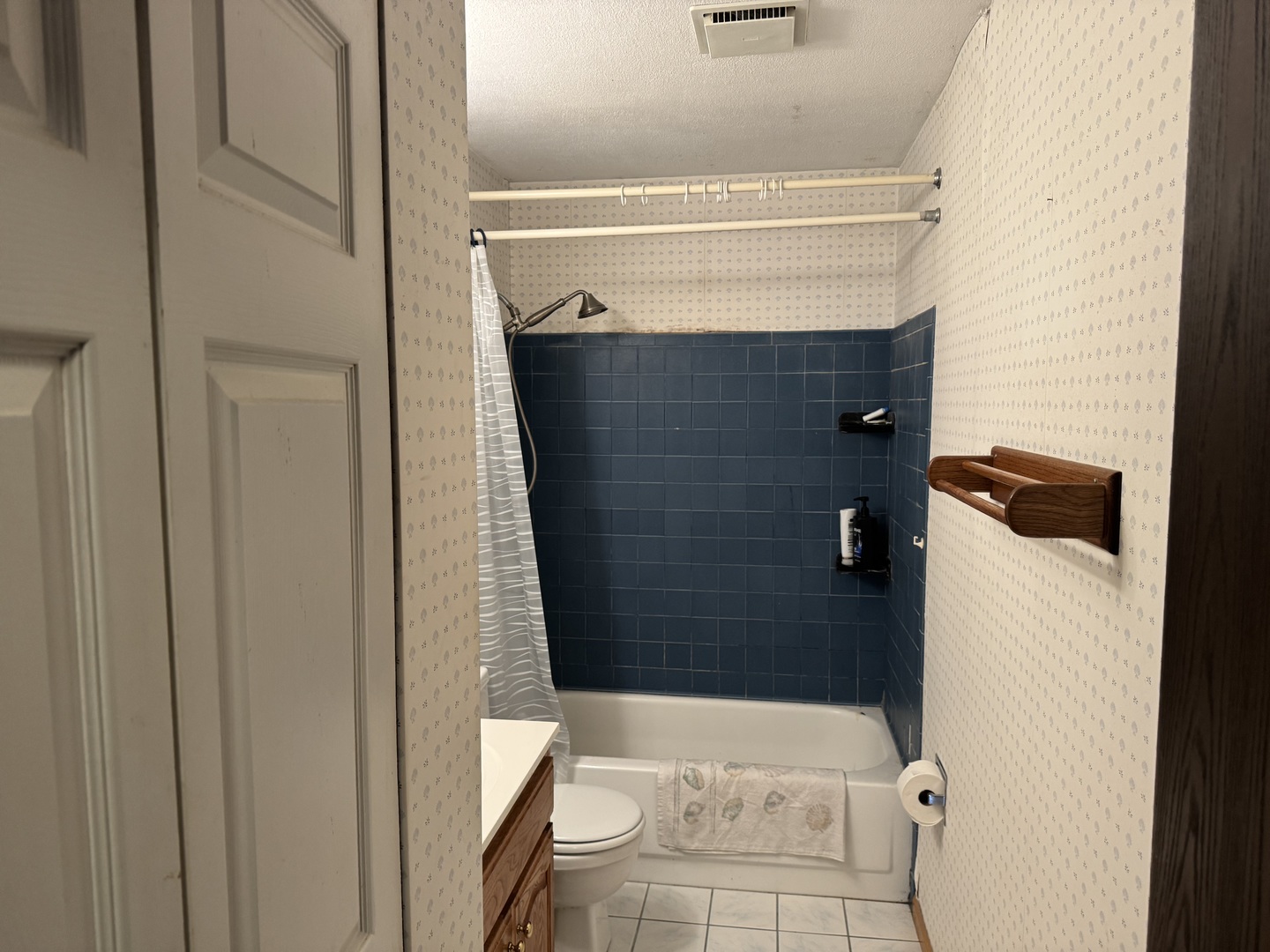 662 Berwick Place Roselle, IL 60172 - Photo 16 of 19