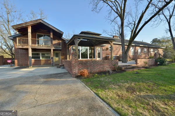 $415,000 | 614 9th Avenue, Eastman, GA 31023