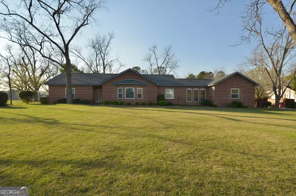 $415,000 | 614 9th Avenue, Eastman, GA 31023