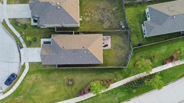 $2,000 | 16306 Fontana Court, Conroe, TX 77302