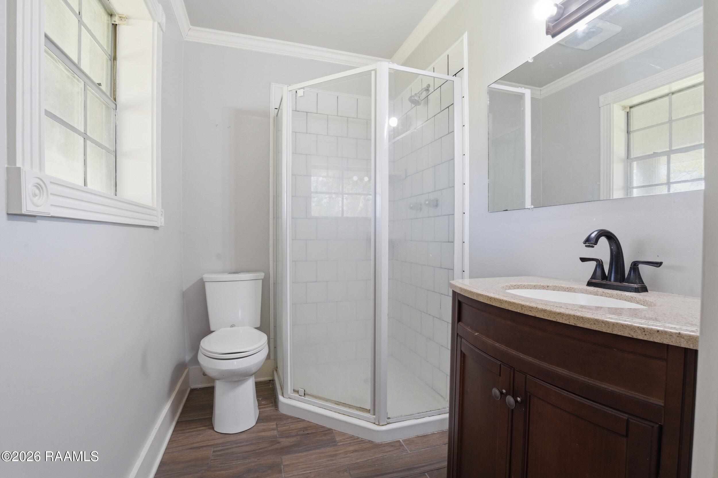 121 West Edith Road Lafayette, LA 70508 - Photo 7 of 12 masterbath2