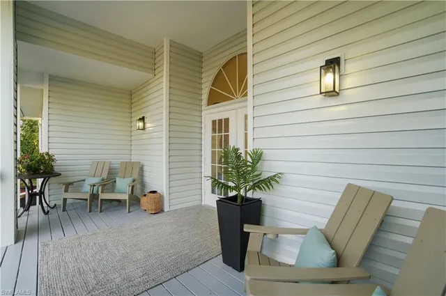 $899,000 | 491 21st Street Northwest, Naples, FL 34120