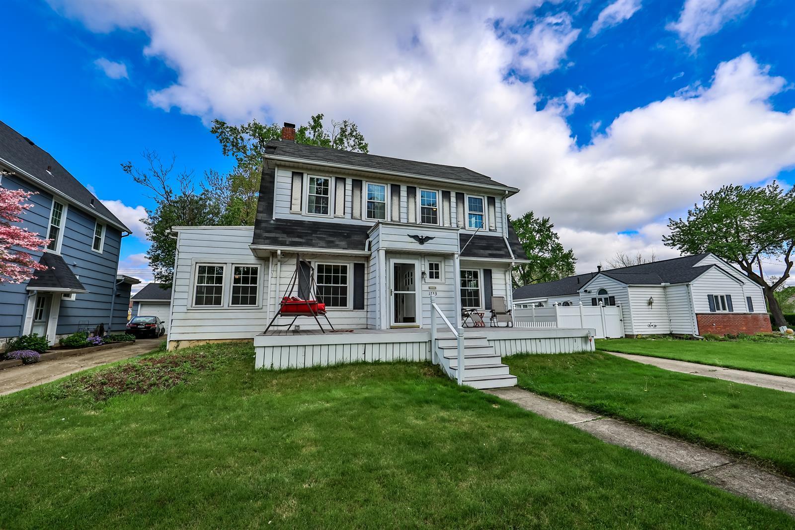 1723 Midvale Road Springfield, OH 45504 - Photo 1 of 27 Gallery Image 1