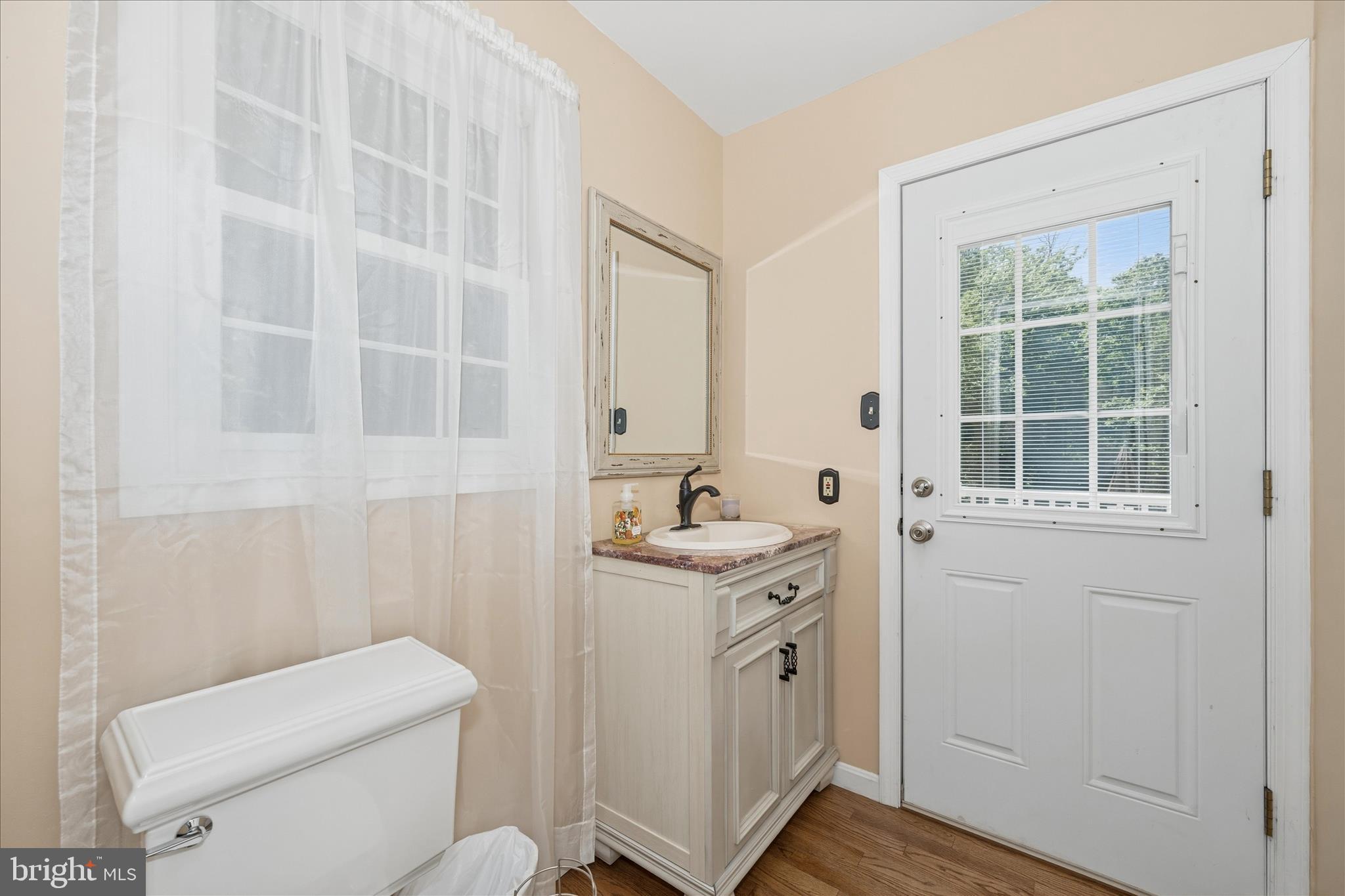 13457 Old Annapolis Road Mount Airy, MD 21771 - Photo 22 of 82 Powder Room